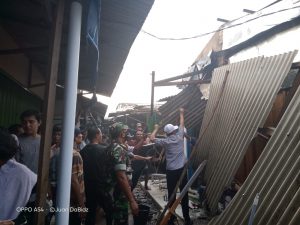 Pasar Labuhan Ratu Lamtim Kebakaran, Dua Ruko Hangus