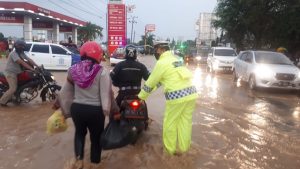 Jalinbar Tambahrejo KM 34-35 Gadingrejo Tergenang Bajir