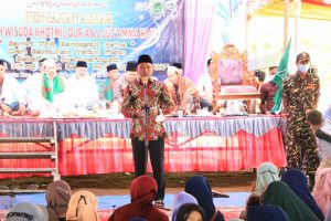 Bupati Lambar Hadiri Pengajian Akbar di Pekon Bandar Baru