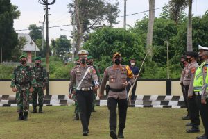 Kapolres Lambar Pimpin Apel Gelar Pasukan OKK 2022