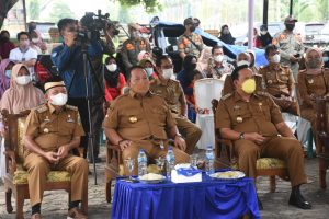 Bupati Lamtim Dampingi Gubernur Arinal Pantau HET OP Minyak Goreng