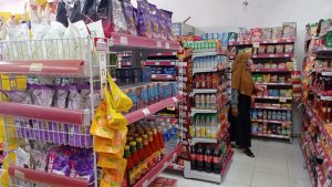 Stok Minyak Goreng di Minimarket Kembali Kosong