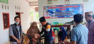 Laily Salurkan BLT, Warga Gunung Katun Tanjungan Tersenyum
