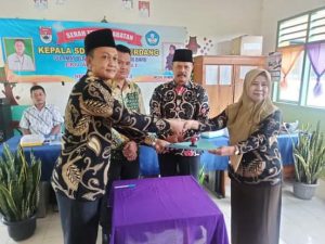 Nenny Sofia Gantikan Eko Jabat Kepsek SDN 21 Way Serdang