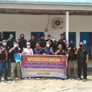 Timpora Tubaba Awasi Tiga Warga  Tiongkok