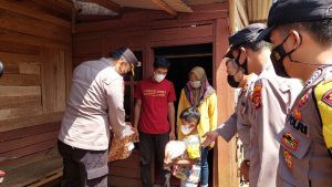 Kapolda Lampung Bantu Biaya Pendidikan Febri