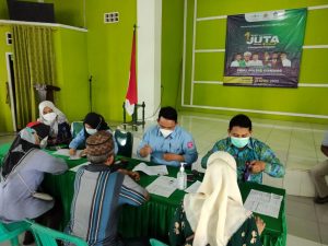 Polres Pringsewu Bersama PCNU dan Kemenag Gelar Vaksinasi Massal