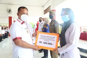 Ribuan THLS Lampung Selatan Terima THR Rp500 Ribu