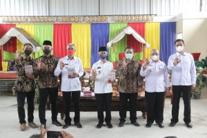 Bupati Sujadi Hadiri Halalbilhalal Forum TPS3R-TPST