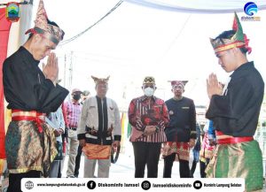 Bupati Lamsel Hadiri Halal Bihalal Marga Legun