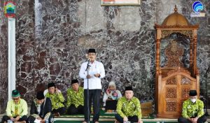 Thamrin Hadiri Pengajian Akbar dan Doa Bersama JCH Lamsel