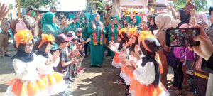 Partinia Parosil Kembali Lantik Ketua TP-PKK Kecamatan