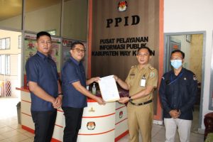 KPU Way Kanan Terima Surat Usulan PAW Anggota DPRD dari PAN