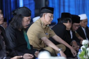 Pj Bupati Pringsewu Hadiri Haul Masyayikh Ponpes TQMH