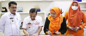 Pemkab Lampung Selatan PKS Dengan PT Pos Indonesia