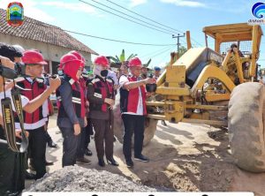 Proyek Dua Jalan Koridor di Lamsel Dimulai