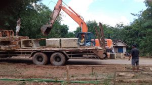 Pemkab Mesuji Turunkan Alat Berat Pasca Banjir 