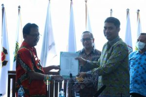 Bupati Pesibar Pimpin Rakor dan Evaluasi Program PPKT