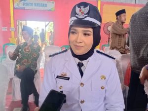 Dilantik Jadi Kakon Waringinsari Timur, Ini Janji Eni Nurhayati