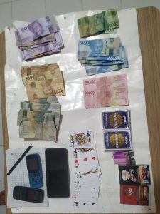 Empat Tersangka Judi Remi Diamankan Polsek Bandar Negeri Suoh