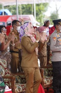 Bupati Winarti Kunjungi Masyarakat Gedung Meneng