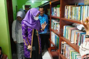 Septi Istiqlal Beri Perhatian Perpustakaan Tingkatkan Minat Baca Anak