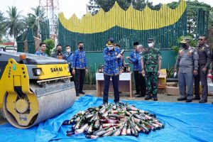 Pj Bupati Pringsewu Luncurkan ULP Online dan Musnahkan Miras