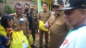 Penyandang Disabilitas di Lamtim, Terima  Tali Asih dari Gubernur Arinal