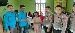 PWI dan Satlantas Polres Mesuji Salurkan Paket Sembako