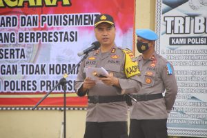Kapolres Pringsewu Pimpin Upacara Pemberian Penghargaan dan PTDH