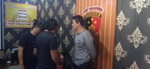 Terbakar Api Cemburu, Seorang Pria  Tikam Suami Mantan Istri
