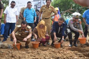 Peletakan Batu Pertama Pembangunan Balai  Wartawan Suwara Pangeran Muhamad Ali