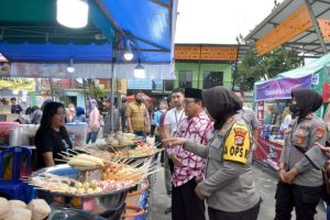 Wahdi Sirajuddin Buka Metro Culinary Night