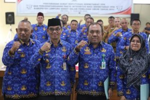 Terima SK, Sekretariat PPK Lambar Diminta Jaga Netralitas