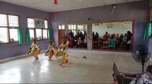Tari Sanak Beghurau, SDIT Juara 1 FLS2N Gugus III Tanjung Raya