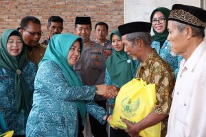 Bunda Mardiana Gelar Siger di Dua Kampung di Kecamatan Kota Gajah