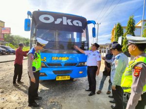 Satlantas Polres Mesuji dan Dishub Gelar Ramp Chek Angkutan Umum