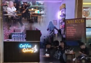 Mie Nyemek Dan Mie Gomak Goreng di Padu Kopi Nira Jadi Andalan Kafe Qabung di Pasar Pulung Kencana Tubaba