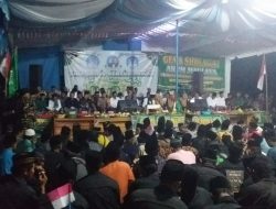 Berbeda, Usia 25 Tahun Desa Tirtalaga Diperingati Dengan Bersholawat