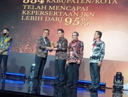 Pemkab Lampung Utara Terima Penghargaan UHC
