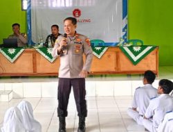 Polsek Seputih Banyak Gelar Binluh Untuk Menekan dan Mencegah Perundungan di Kalangan Pelajar