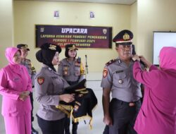 Kapolres Pesawaran Pimpin Upacara Kenaikan Pangkat