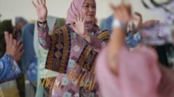 Peringati Hari Kartini Ke-145 Dengan Line Dance