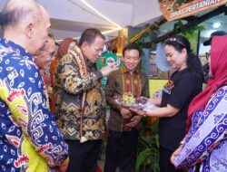 Pekan Raya Lampung, Gubernur Kunjungi Anjungan Pringsewu