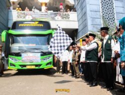 Sekda Wildan Lepas Ratusan Calon Jamaah Haji Asal Pesawaran