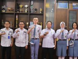 Lepas 3 Orang Peserta Paskibraka Ke Tingkat Provinsi Nukman Minta Jaga Nama Baik Lampung Barat