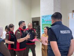 Dugaan Korupsi, Lima Jam Kejari Mesuji Geledah Dinas PP&KB