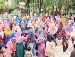 Ketua Koalisi Cinta Tubaba Distribusikan Ribuan Minyak Goreng