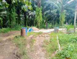 Pekerjaan Mangkrak, Sekdes Sukamaju : Bahaya Juga di Kami