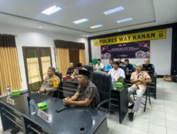 Ikuti Zoom Meeting Kapolri, Polres Way Kanan Gelar Buka Bersama Dengan Awak Media